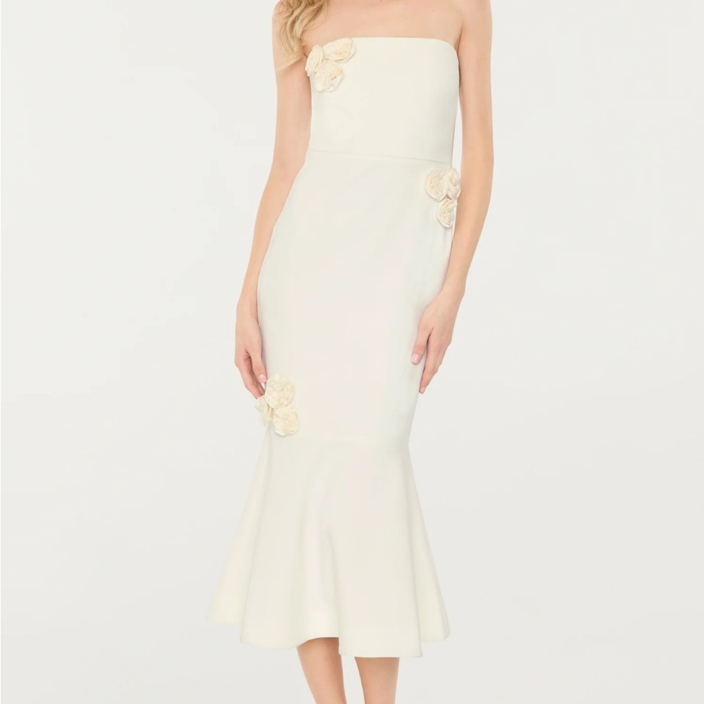 Elliatt Ilene -white Strapless Dress with Floral Details